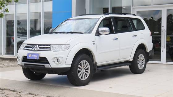 MITSUBISHI PAJERO 3.5 HPE 4X4 7 LUGARES V6 24V FLEX 4P AUTOMÁTICO